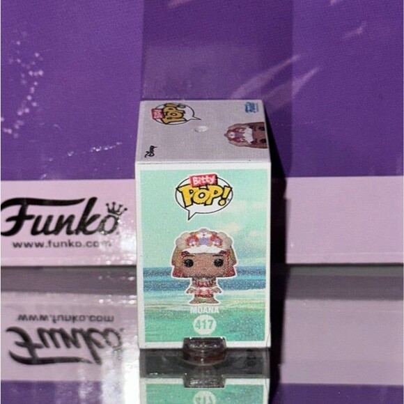 Moana Funko Bitty Pop! Vinyl Figure from Disney Princess Series - Picture 4 of 8